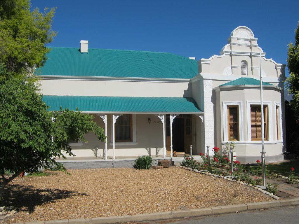 Ladismith Manor酒店 外观 照片