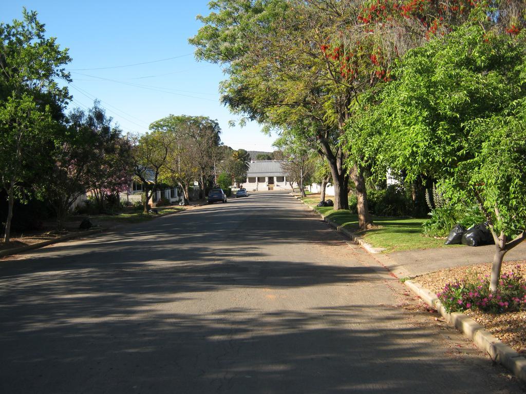Ladismith Manor酒店 外观 照片