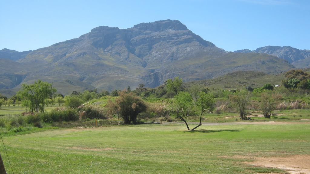 Ladismith Manor酒店 外观 照片